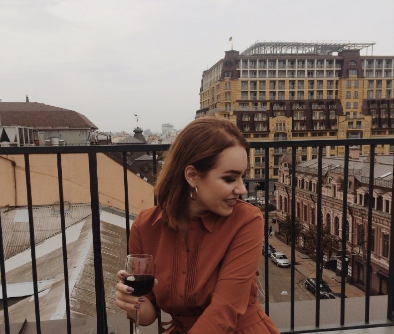 Ася привлекальеная девушка из Находки цена от 3000 руб