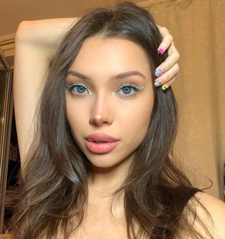 Ольга привлекальеная девушка из Находки цена от 6000 руб