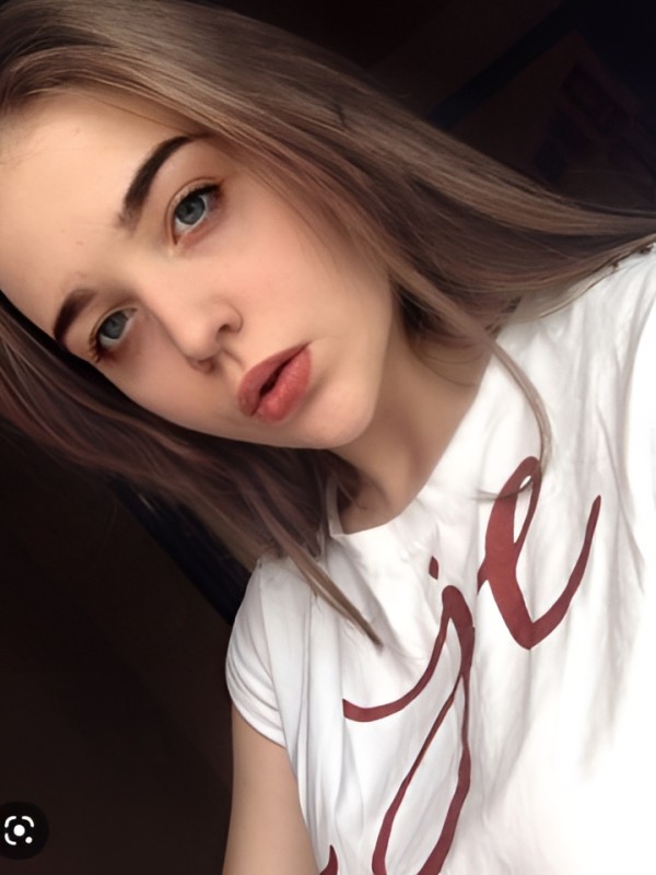 Лея привлекательная девушка из Находки цена от 4000 руб