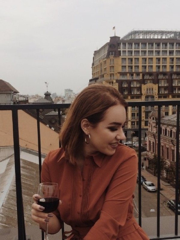 Ася привлекательная девушка из Находки цена от 3000 руб