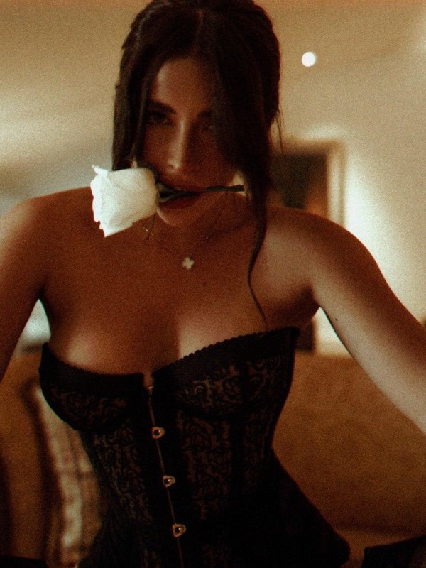 Ольга привлекательная девушка из Находки цена от 6000 руб